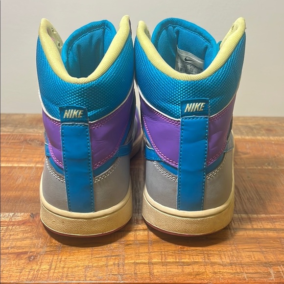 Nike High-Tops in Blue, Purple, and Gray, Women’s 11 - Picture 6 of 11